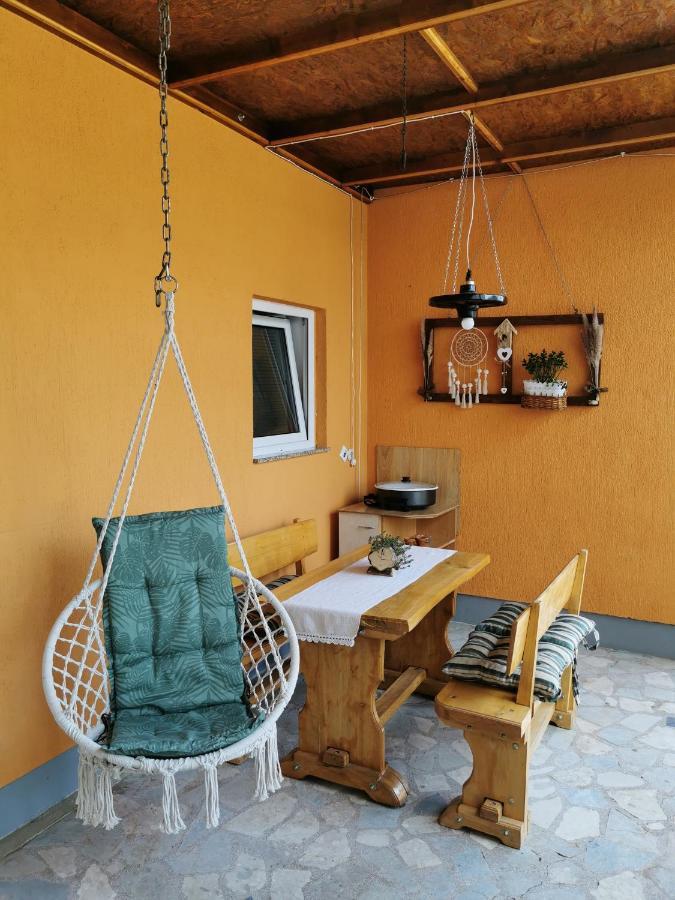 Studio Apartman Krosna Perusic المظهر الخارجي الصورة